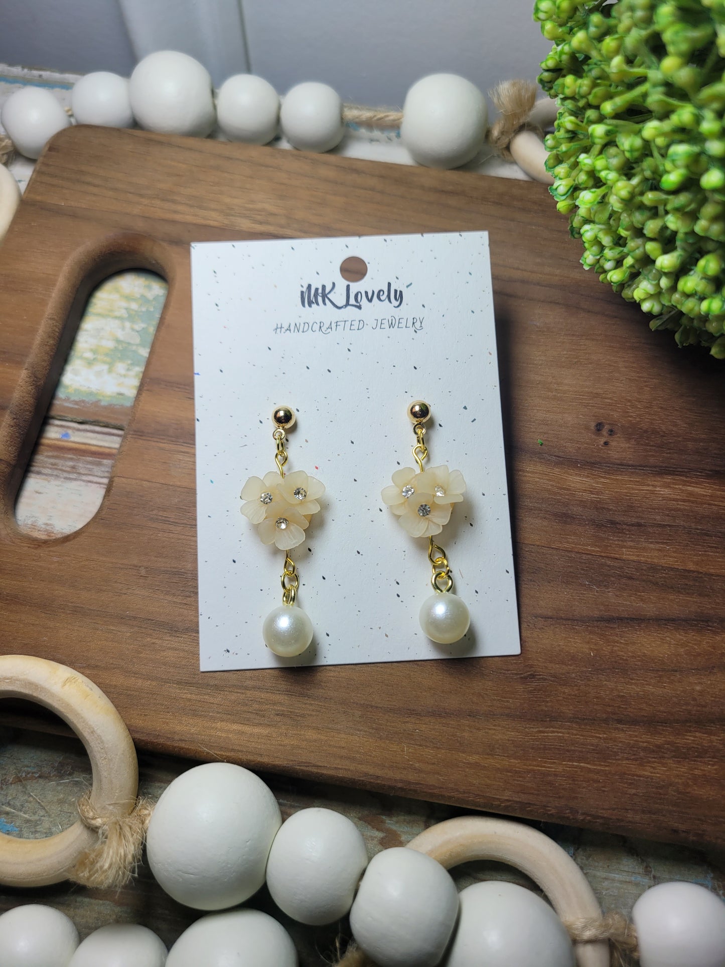 Translucent Flower & Pearl Earrings