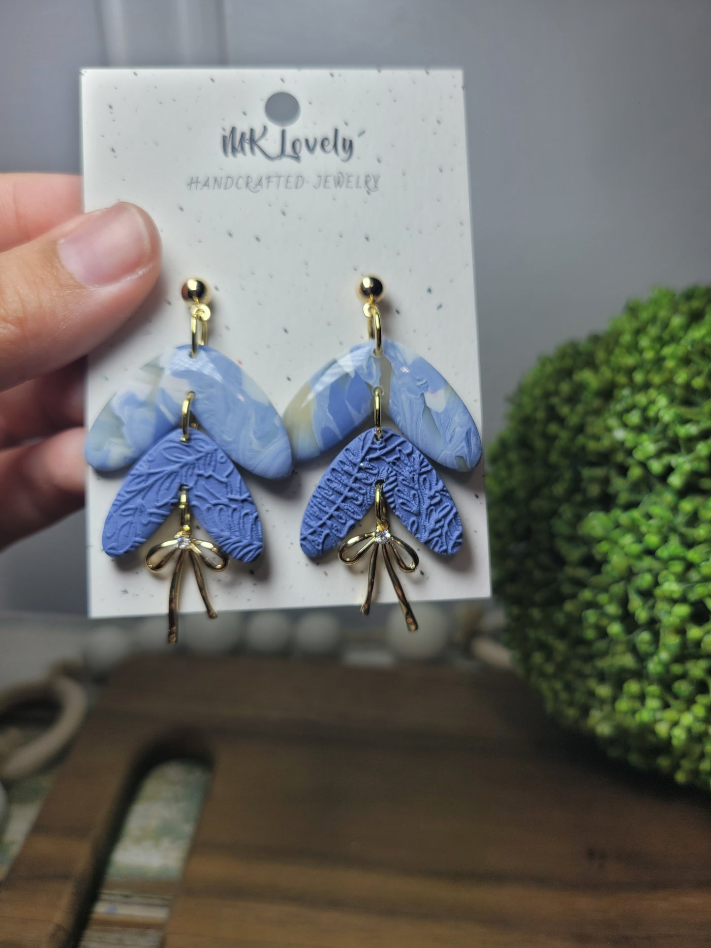 Marbled Blue Bow Drops