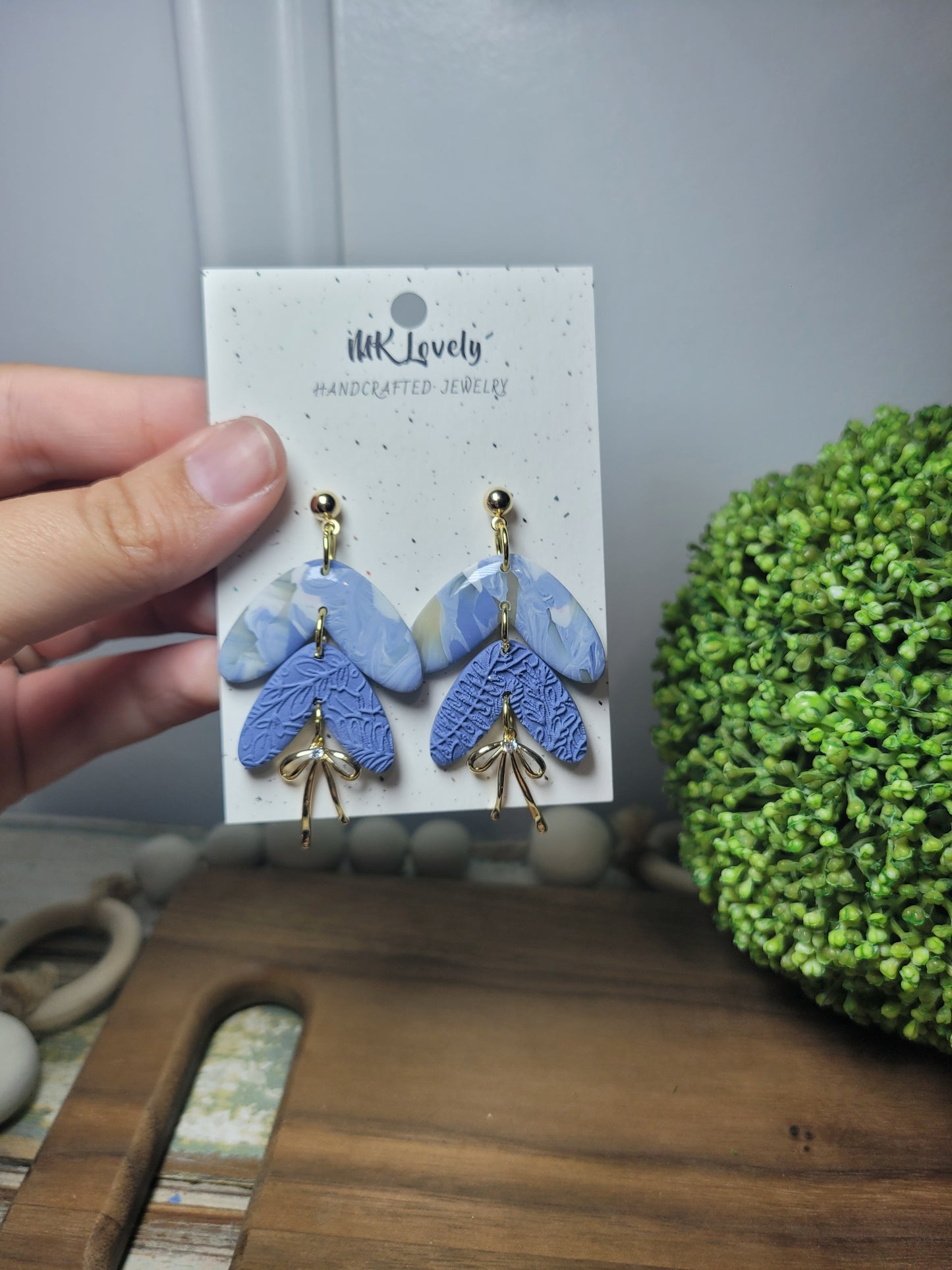 Marbled Blue Bow Drops