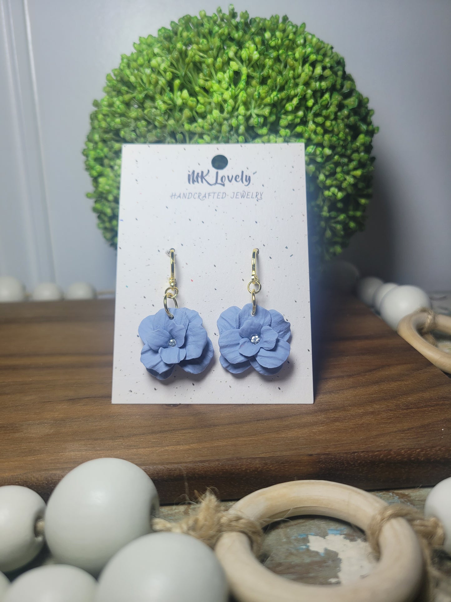 Blue Flower Huggies
