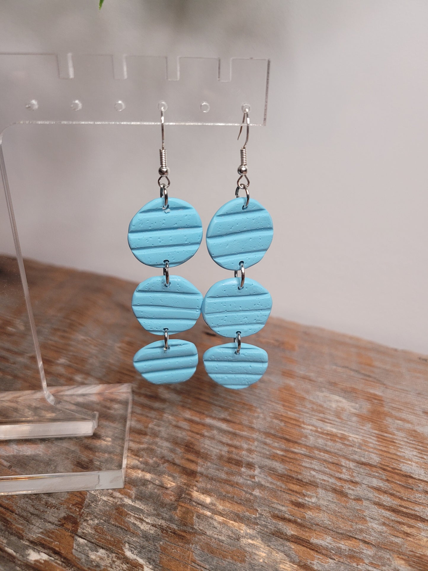Ridged 3-Tier Dangles