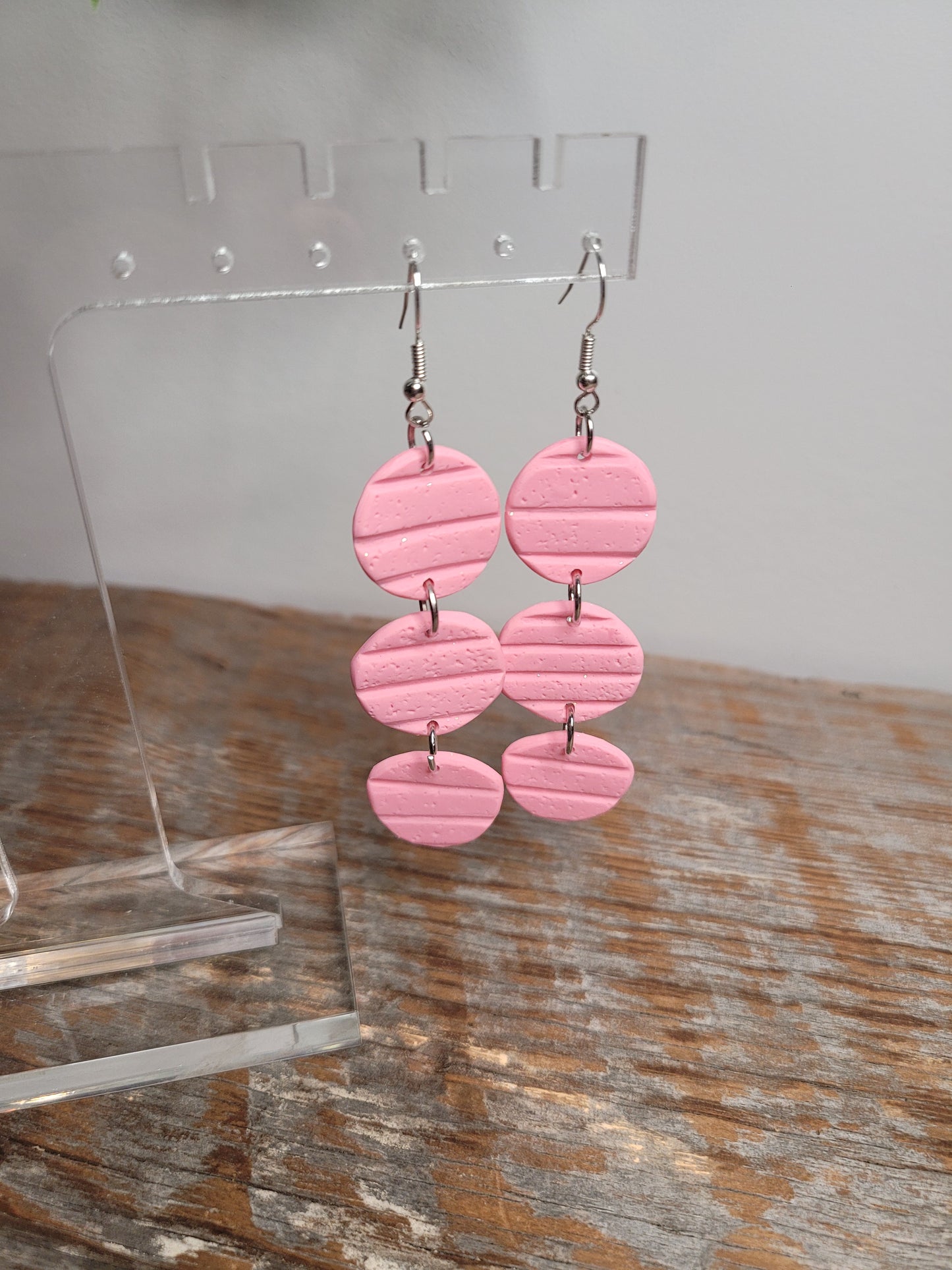 Ridged 3-Tier Dangles